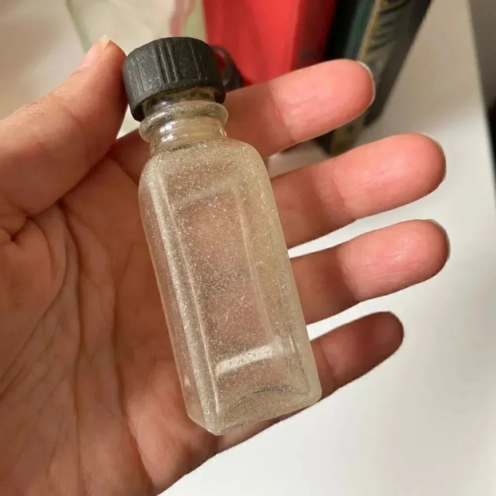 🎀 VINTAGE 🎀 1940s Set of Three Vintage Bottles Found in the Sea